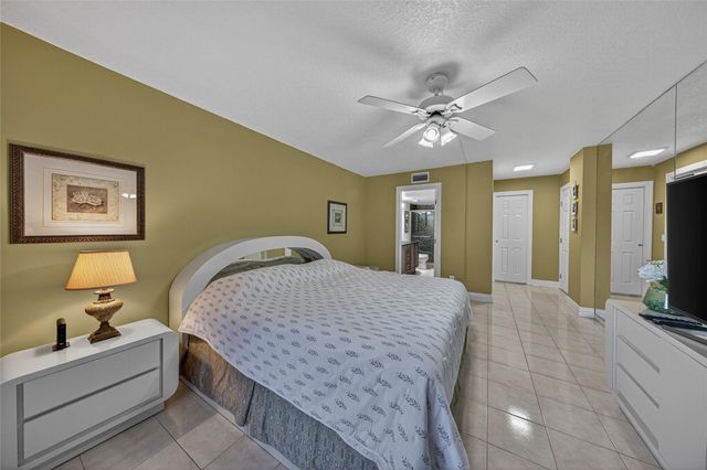 4702 Fountains Drive S, Greenacres, FL 33467