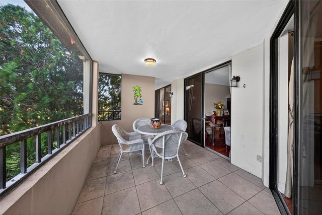 4702 Fountains Drive S, Greenacres, FL 33467