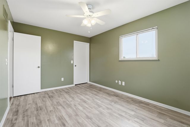 12264 Woodside Drive, Grand Blanc, MI 48439