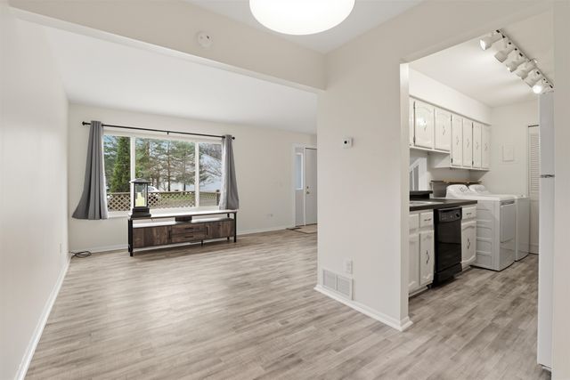 12264 Woodside Drive, Grand Blanc, MI 48439
