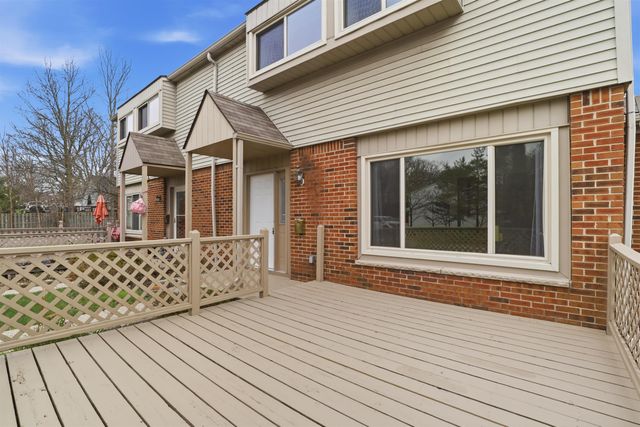 12264 Woodside Drive, Grand Blanc, MI 48439