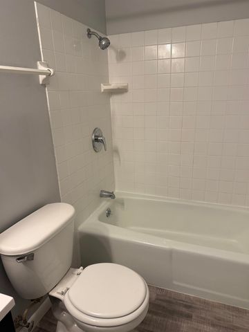 12264 Woodside Drive, Grand Blanc, MI 48439