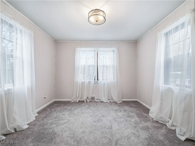 3609 E Scarborough Road, University Heights, OH 44118