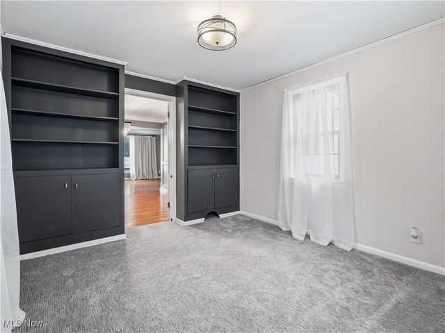 3609 E Scarborough Road, University Heights, OH 44118