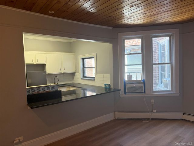 572 Warburton Avenue 2E, Hastings-on-hudson, NY 10706