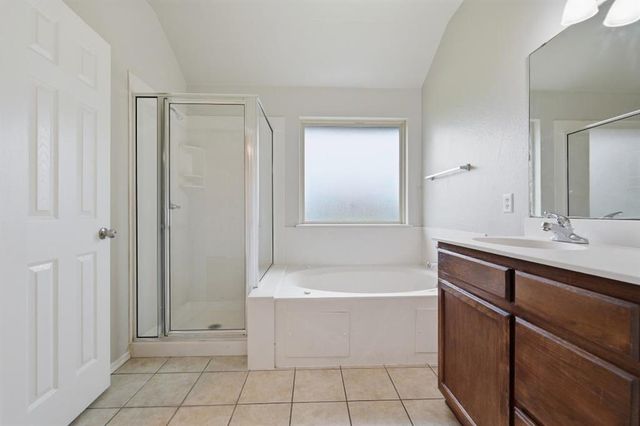 447 Oregon Trail, Edmond, OK 73003