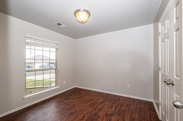 447 Oregon Trail, Edmond, OK 73003