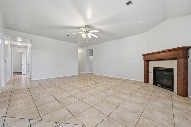 447 Oregon Trail, Edmond, OK 73003
