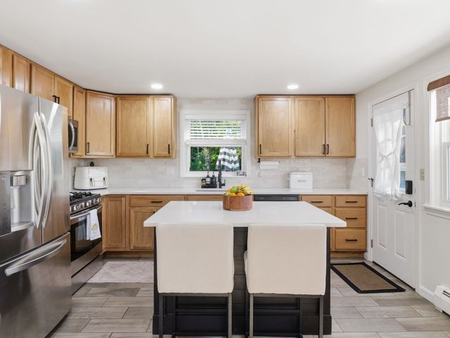 79 Holmes Drive, Manchester, NH 03104