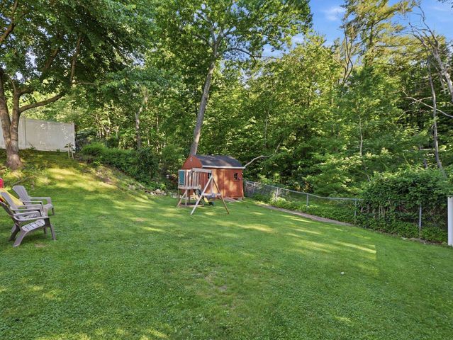 79 Holmes Drive, Manchester, NH 03104
