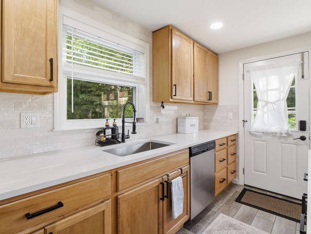 79 Holmes Drive, Manchester, NH 03104