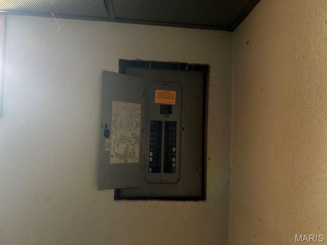 403 S Belt W, Belleville, IL 62220