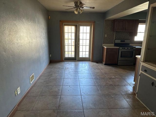 403 S Belt W, Belleville, IL 62220