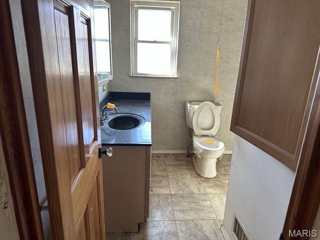 403 S Belt W, Belleville, IL 62220