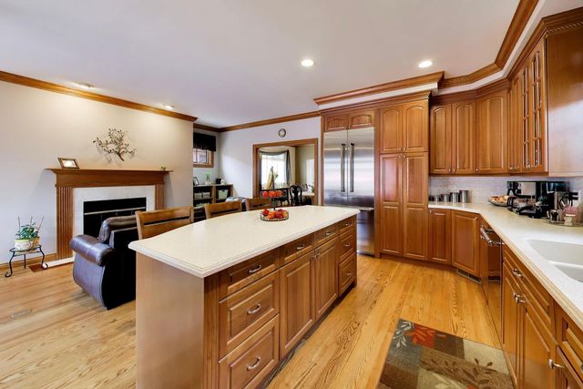5837 N Virginia Avenue, Chicago, IL 60659