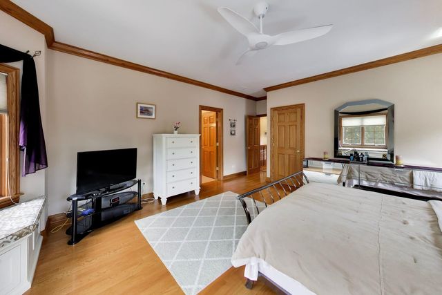 5837 N Virginia Avenue, Chicago, IL 60659