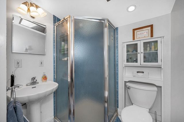 34 Stark Ave, Wakefield, MA 01880