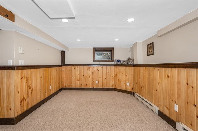 34 Stark Ave, Wakefield, MA 01880