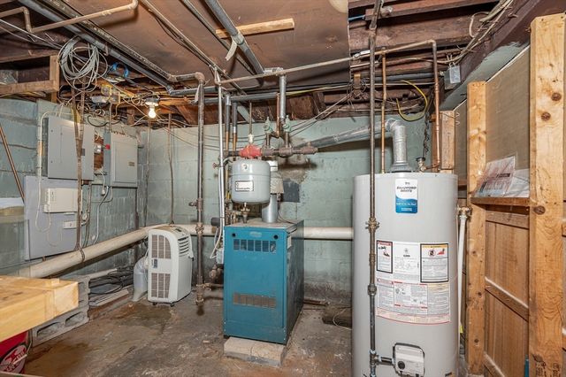 34 Stark Ave, Wakefield, MA 01880