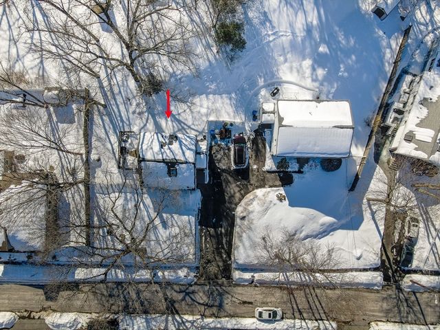 34 Stark Ave, Wakefield, MA 01880