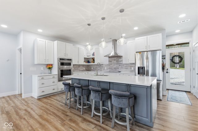 8446 E Parkview Drive, Rockville, IN 47872