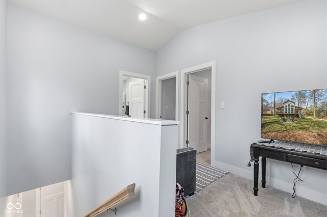8446 E Parkview Drive, Rockville, IN 47872