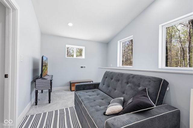 8446 E Parkview Drive, Rockville, IN 47872