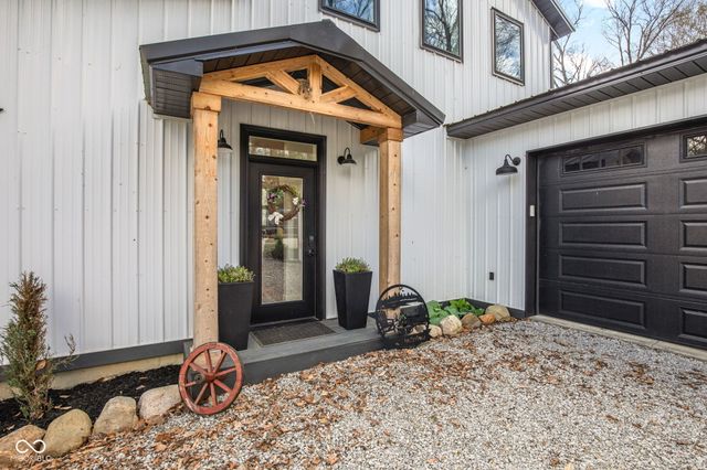 8446 E Parkview Drive, Rockville, IN 47872