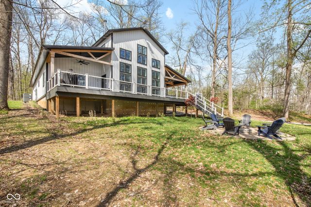 8446 E Parkview Drive, Rockville, IN 47872