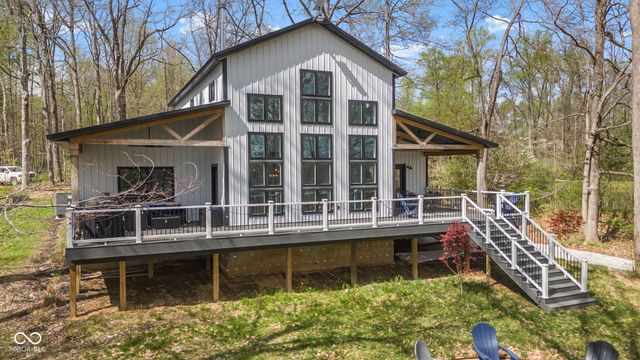 8446 E Parkview Drive, Rockville, IN 47872
