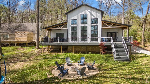 8446 E Parkview Drive, Rockville, IN 47872