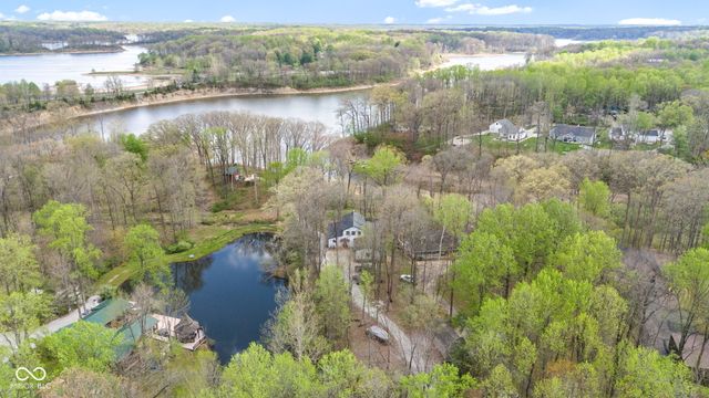 8446 E Parkview Drive, Rockville, IN 47872