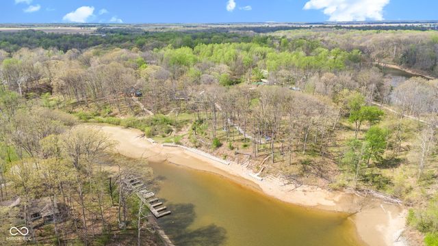 8446 E Parkview Drive, Rockville, IN 47872