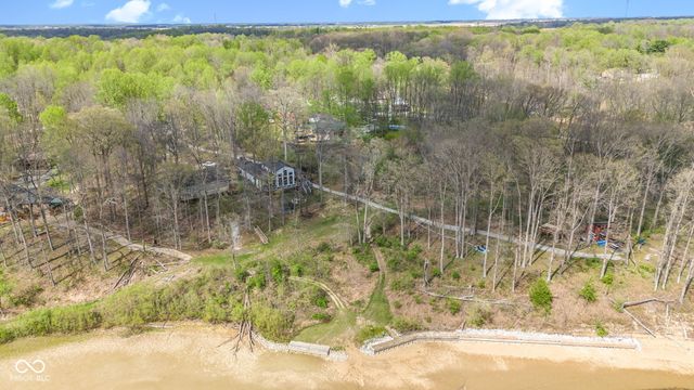 8446 E Parkview Drive, Rockville, IN 47872