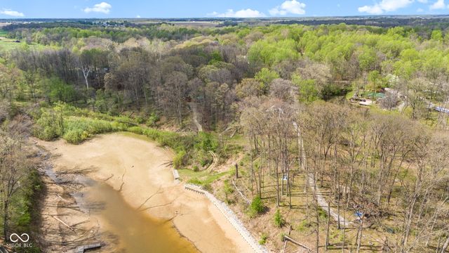 8446 E Parkview Drive, Rockville, IN 47872