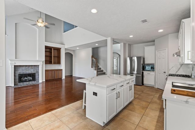 22 Frontera Circle, The Woodlands, TX 77382