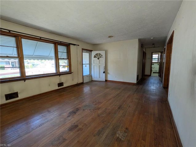 1408 Elder AVE, Chesapeake, VA 23325