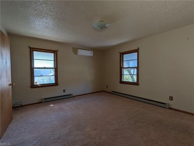 1408 Elder AVE, Chesapeake, VA 23325