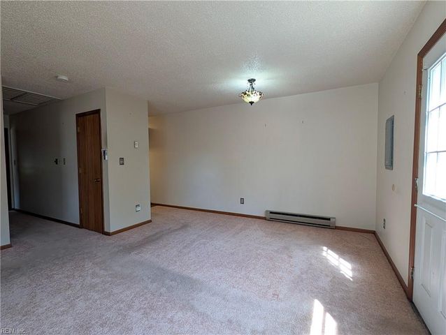 1408 Elder AVE, Chesapeake, VA 23325