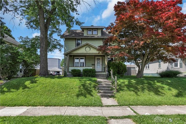 2702 Maplewood Avenue, Springfield, OH 45505