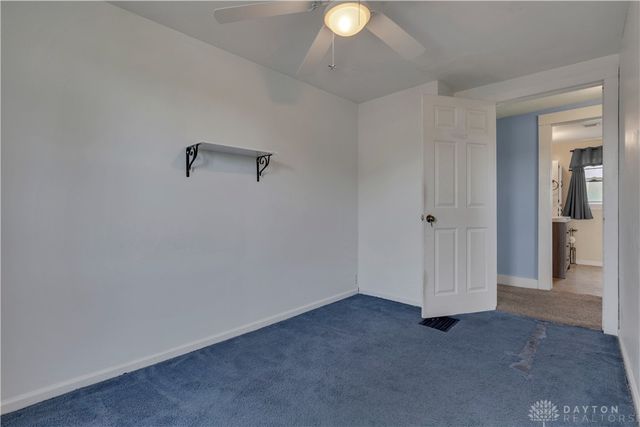 2702 Maplewood Avenue, Springfield, OH 45505