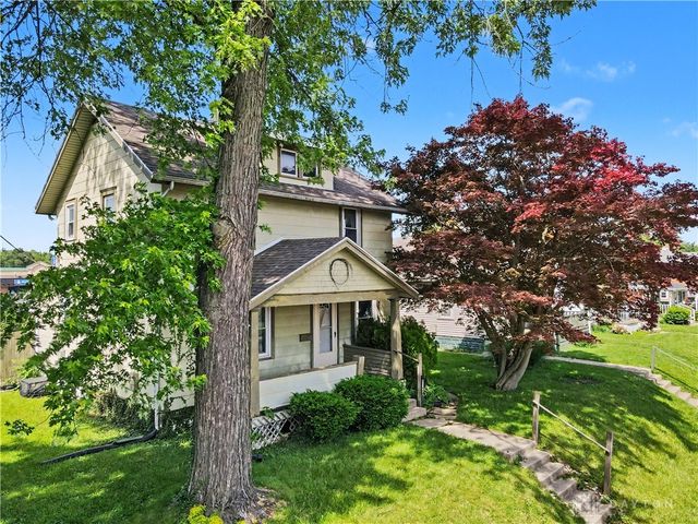 2702 Maplewood Avenue, Springfield, OH 45505