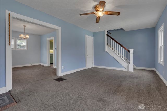 2702 Maplewood Avenue, Springfield, OH 45505
