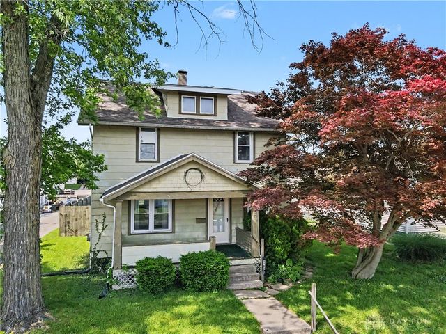 2702 Maplewood Avenue, Springfield, OH 45505