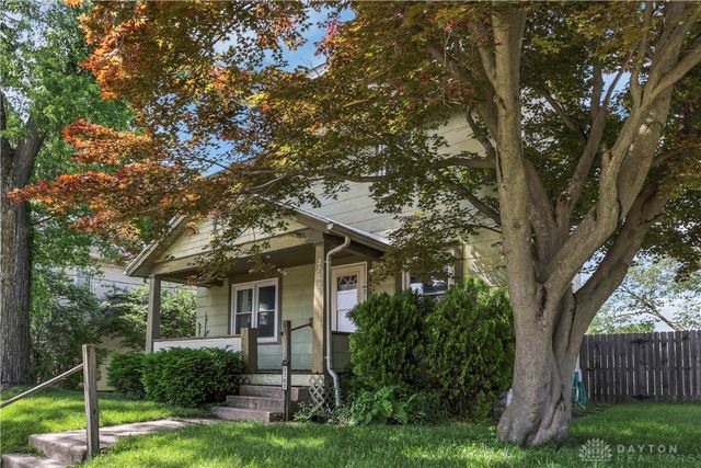 2702 Maplewood Avenue, Springfield, OH 45505