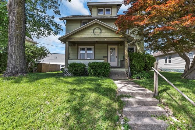2702 Maplewood Avenue, Springfield, OH 45505