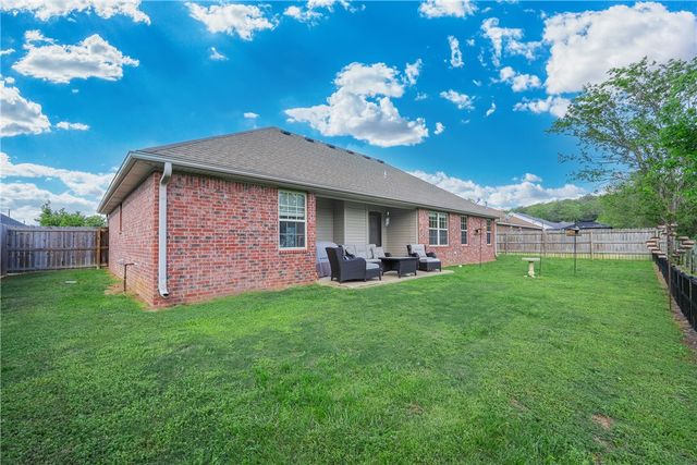 447 Buckboard Road, West Fork, AR 72774