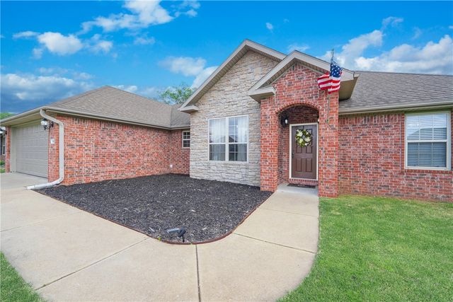 447 Buckboard Road, West Fork, AR 72774