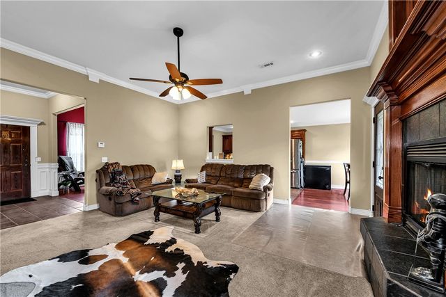 447 Buckboard Road, West Fork, AR 72774