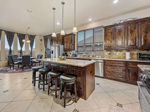 8608 Snowdrop Court, Fort Worth, TX 76123